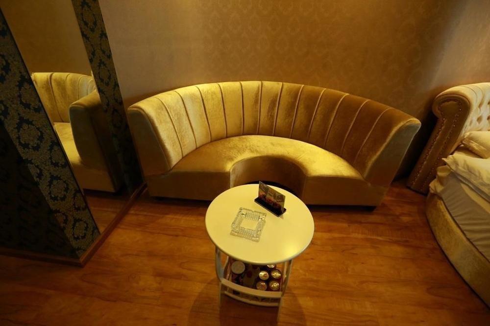 Yawei Apartment Hotel Кунмин Екстериор снимка