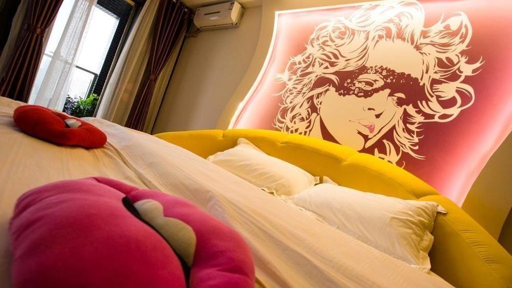 Yawei Apartment Hotel Кунмин Екстериор снимка