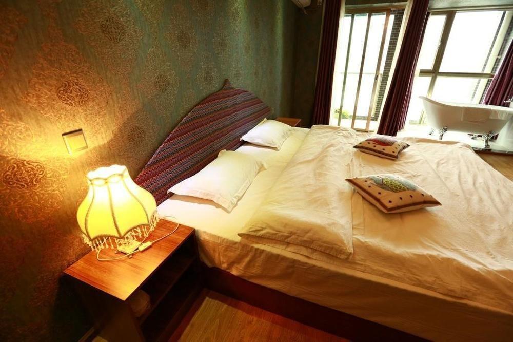 Yawei Apartment Hotel Кунмин Екстериор снимка
