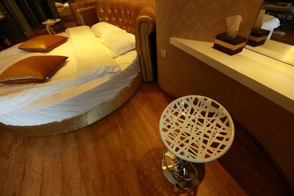 Yawei Apartment Hotel Кунмин Екстериор снимка